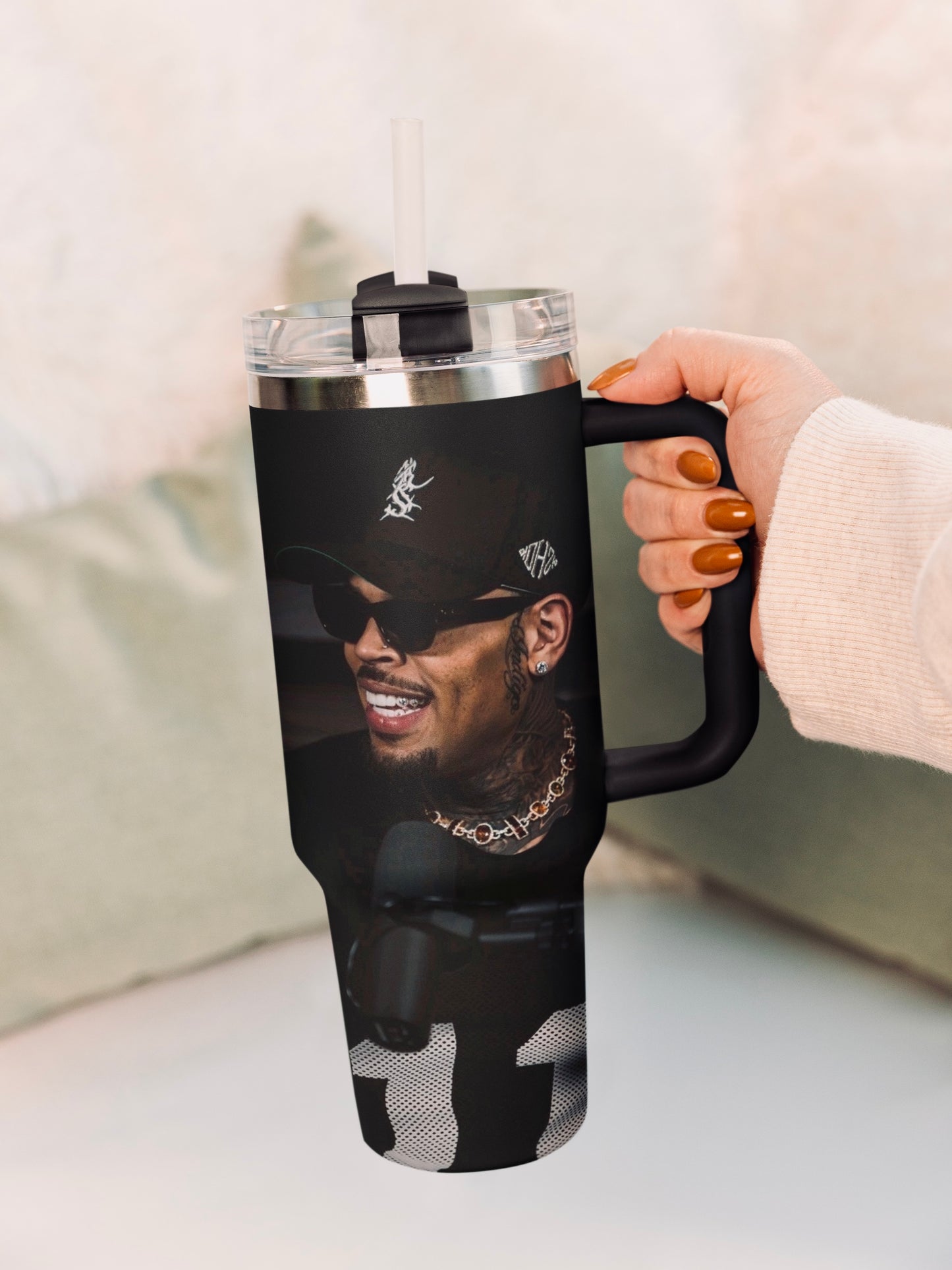 (BLACK) CHRIS BROWN TUMBLER CUP